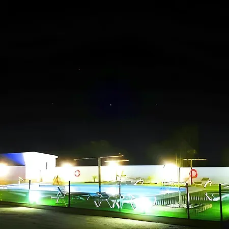 Alojamiento Con Piscina Privada Y Terraza En - Es-180-1