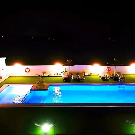 Alojamiento Con Piscina Privada Y Terraza En - Es-180-1 Apartment